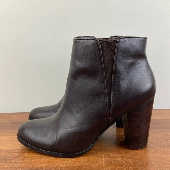 Ann Taylor Leather Ankle Bootie Brown Women’s Size 7M Pull On Boots Heeled. - Picture 2 of 13